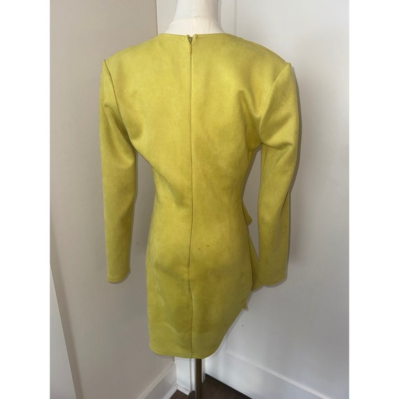 Fashion Nova Lime Green Ruched Bodycon Mini Dress Long Sleeve V Neck Size Medium - Picture 4 of 6